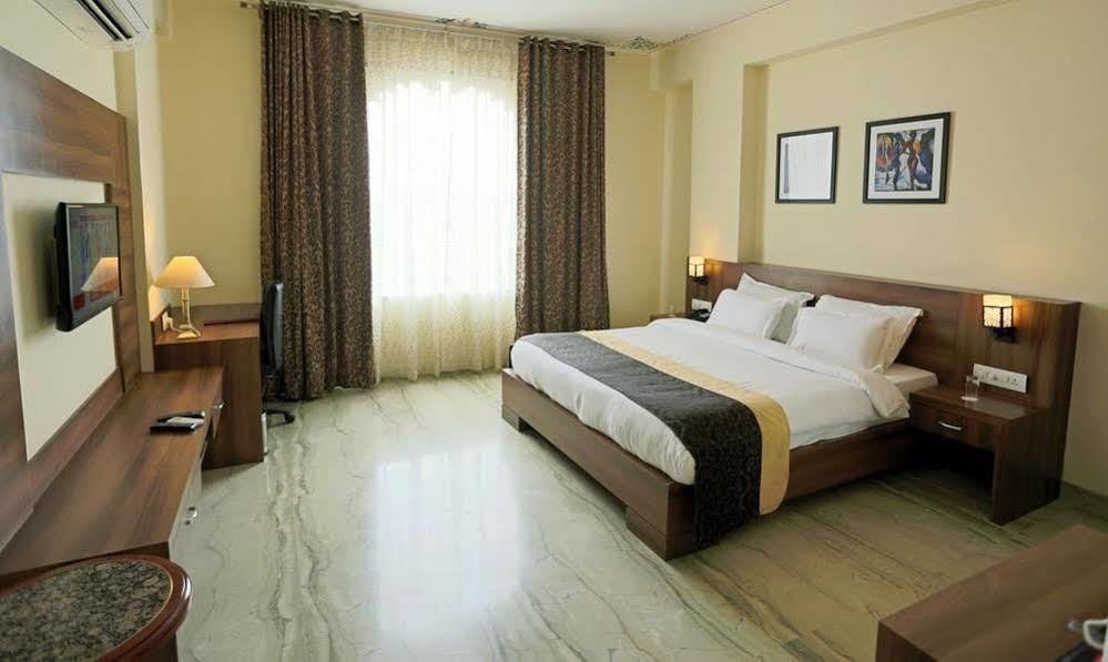 מלון Mewargarh Udaipur By Red Lion S מראה חיצוני תמונה
