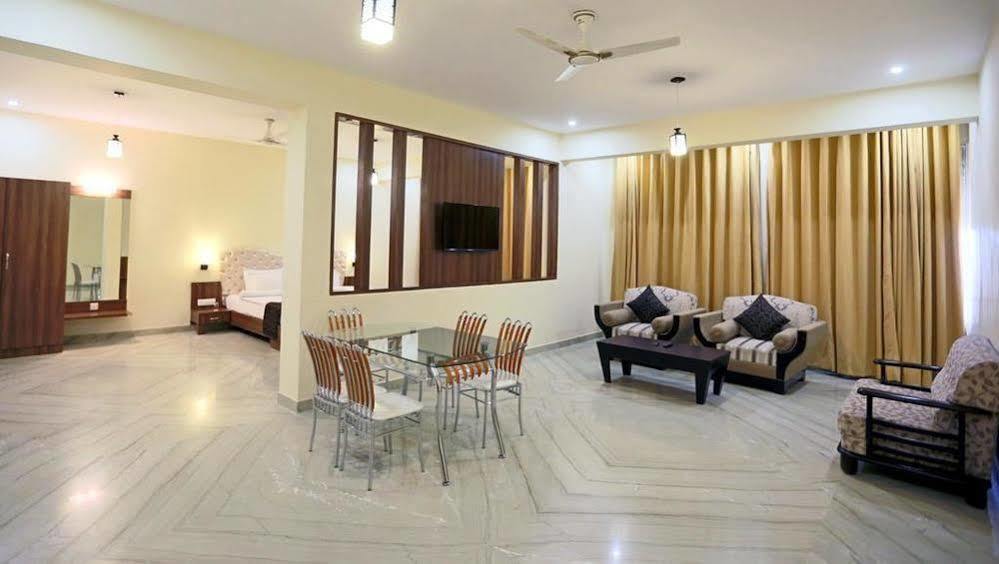 מלון Mewargarh Udaipur By Red Lion S מראה חיצוני תמונה