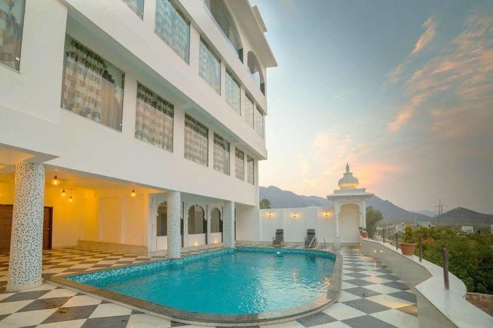 מלון Mewargarh Udaipur By Red Lion S מראה חיצוני תמונה